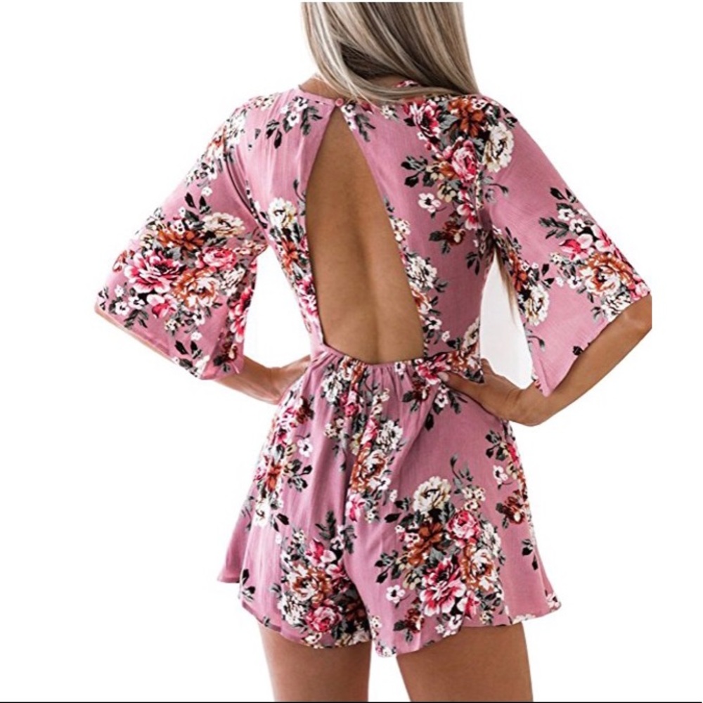 SMALL Floral Wide 3/4 Sleeve Playsuit/Romper